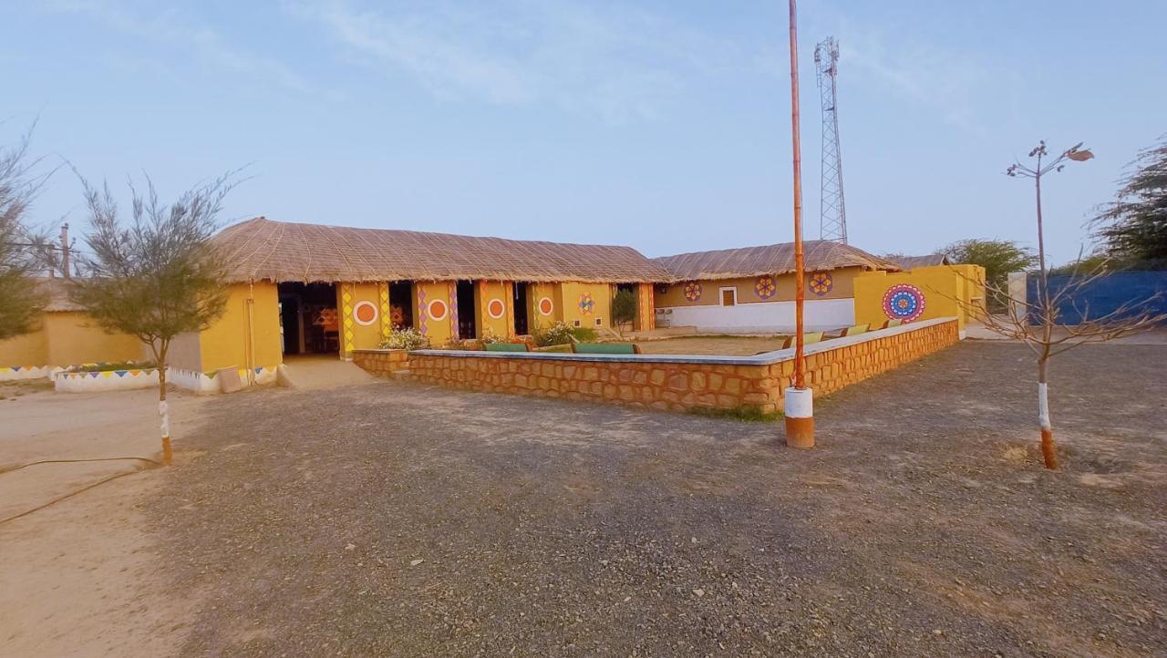 Mahefeel E Rann Resort Bherandiāla Εξωτερικό φωτογραφία