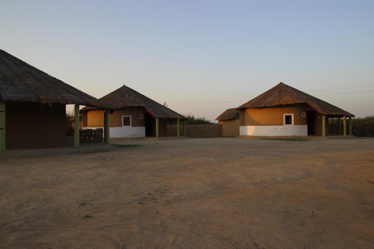 Mahefeel E Rann Resort Bherandiāla Εξωτερικό φωτογραφία